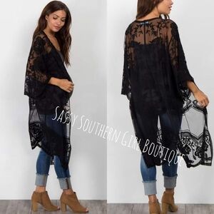 🆕⭐ Black Lace Kimono Shrug